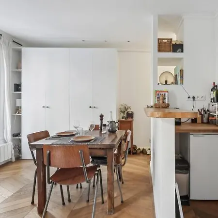 Apartment Le Chaleureux - Paris